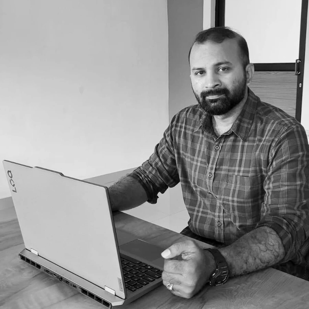 Home-intro-pic-Digital Marketing-Specialist-in-Calicut Home intro pic Digital Marketing Specialist in Calicut